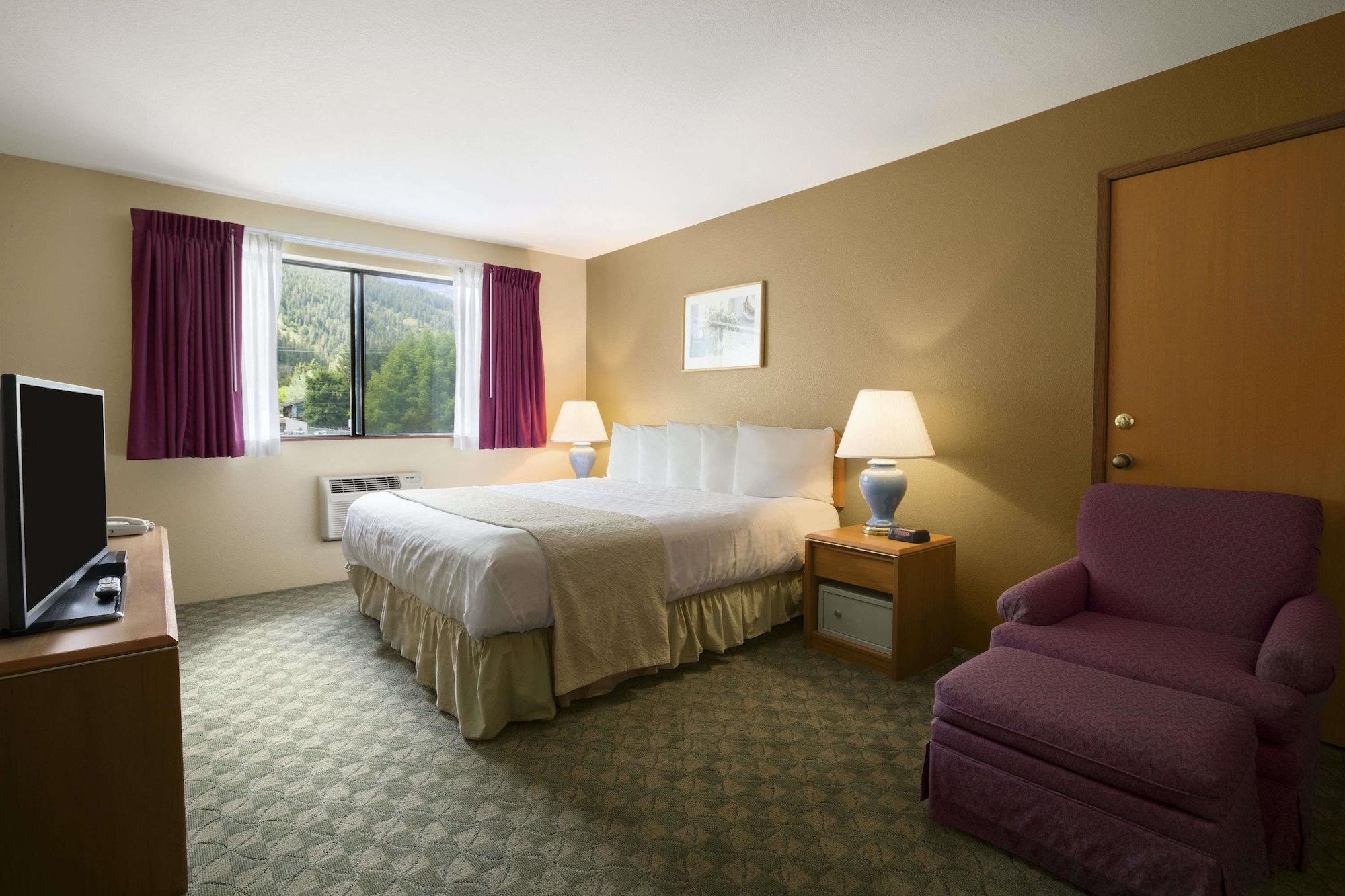 Howard Johnson By Wyndham Leavenworth Esterno foto