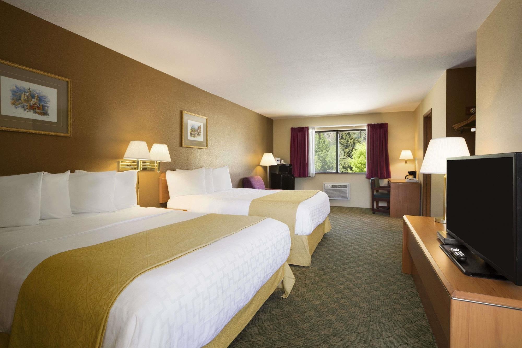 Howard Johnson By Wyndham Leavenworth Esterno foto