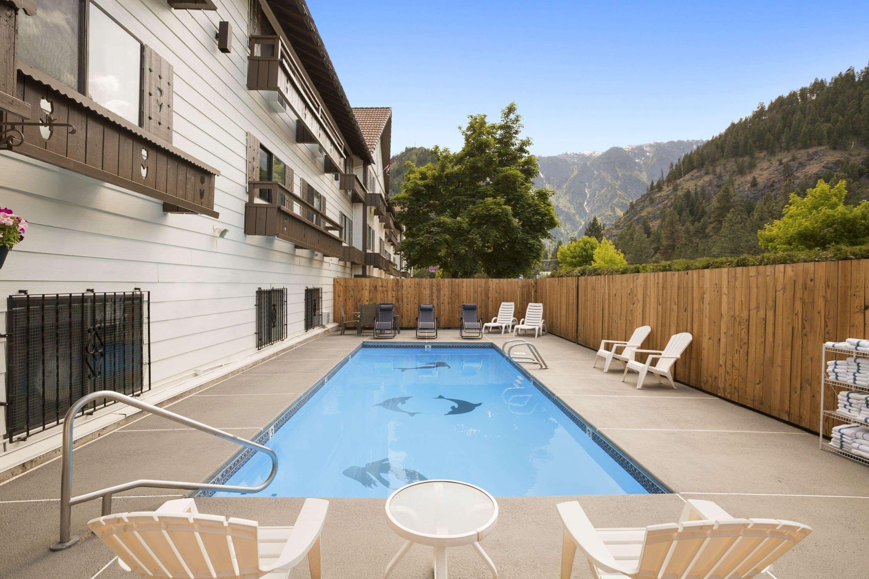 Howard Johnson By Wyndham Leavenworth Esterno foto