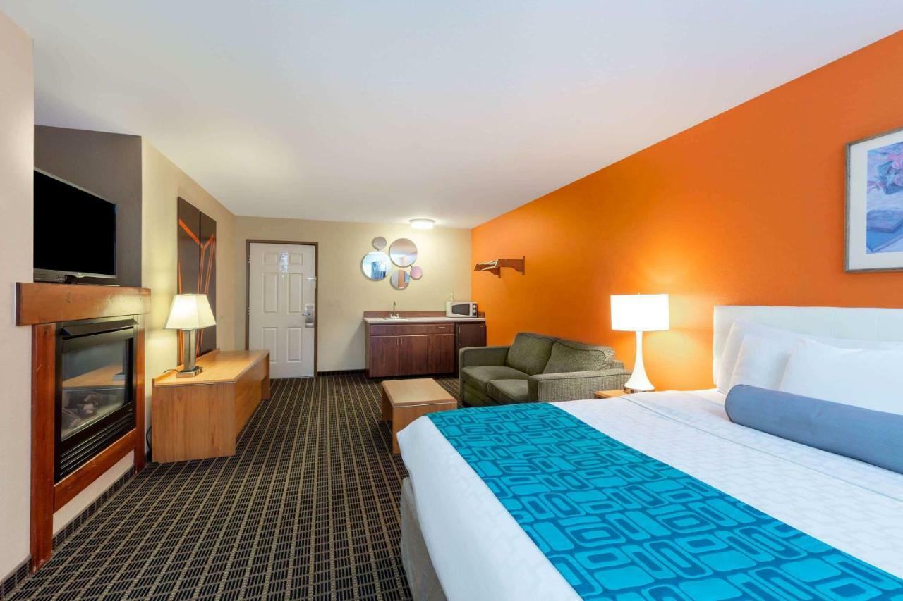 Howard Johnson By Wyndham Leavenworth Esterno foto